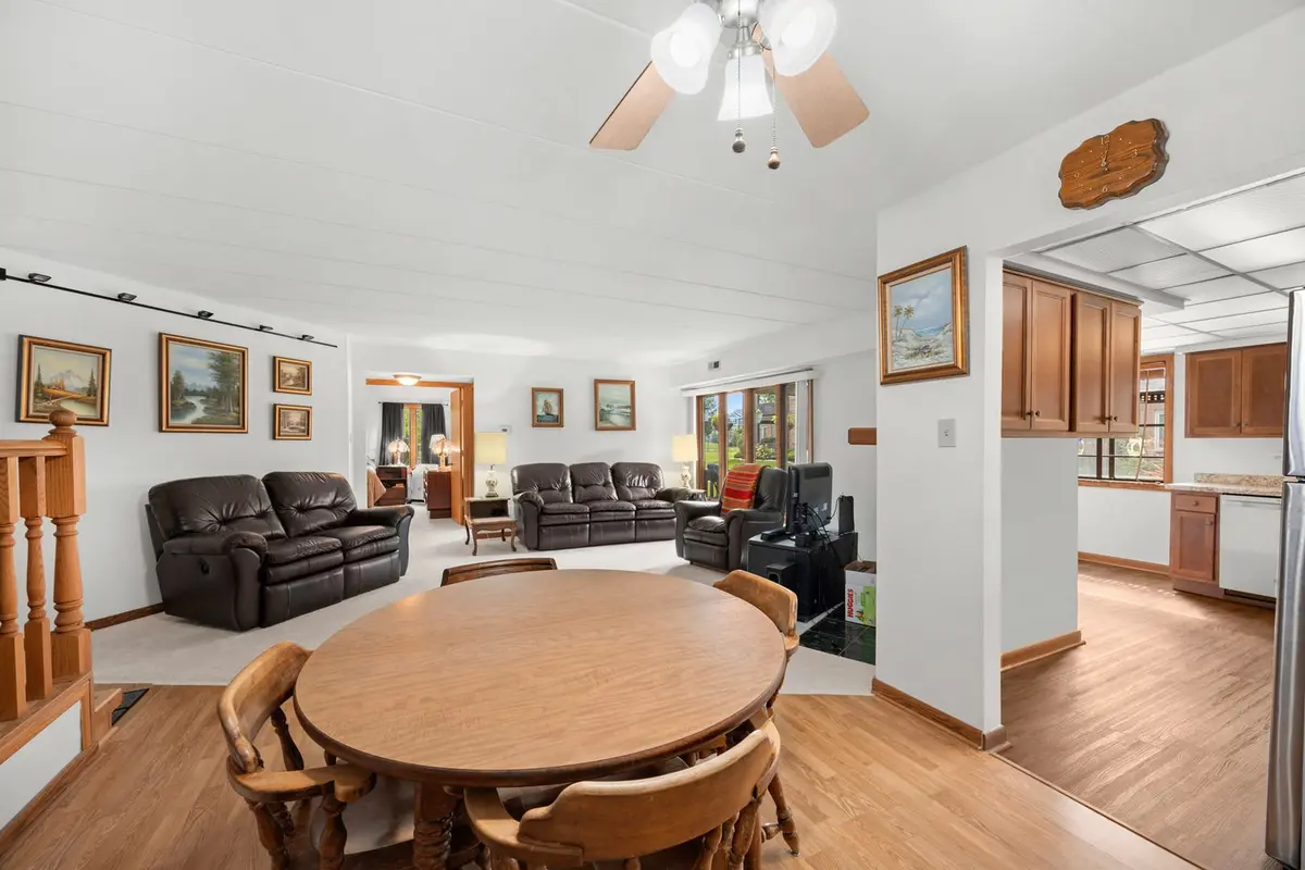 6413 Oak Forest Avenue