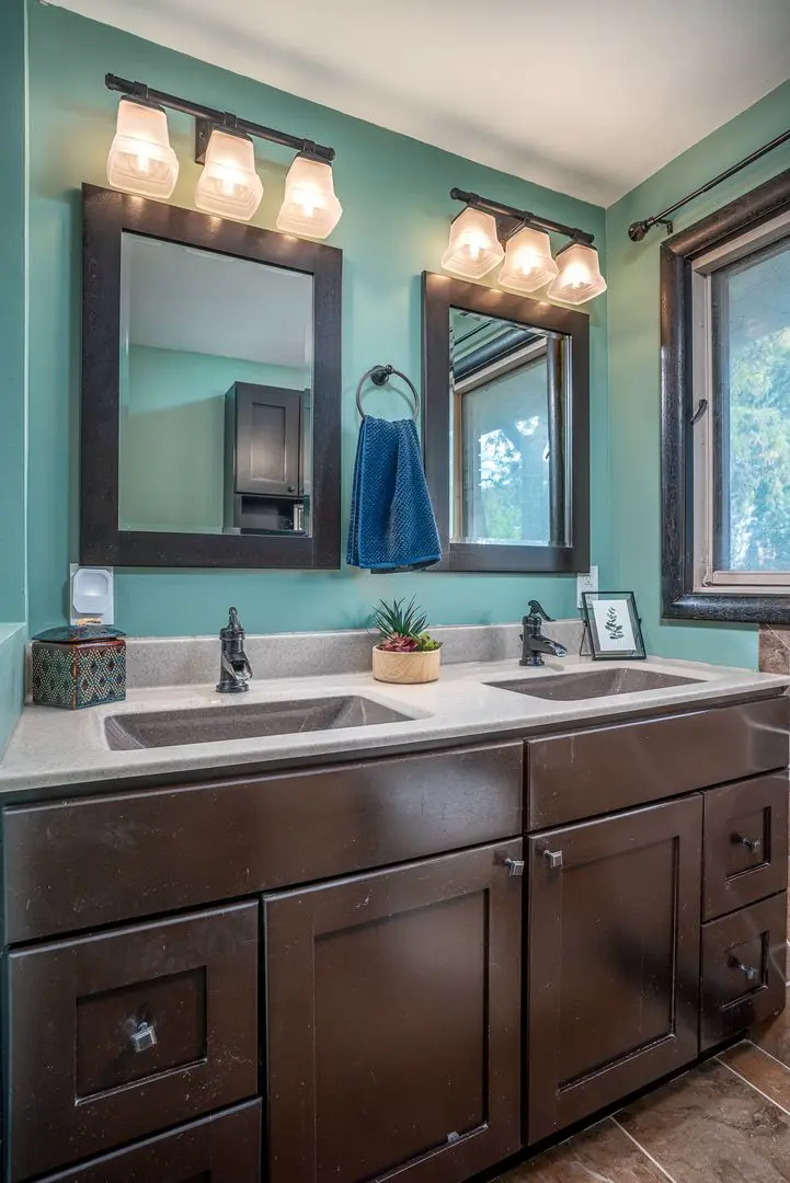2138 KOHLER Drive