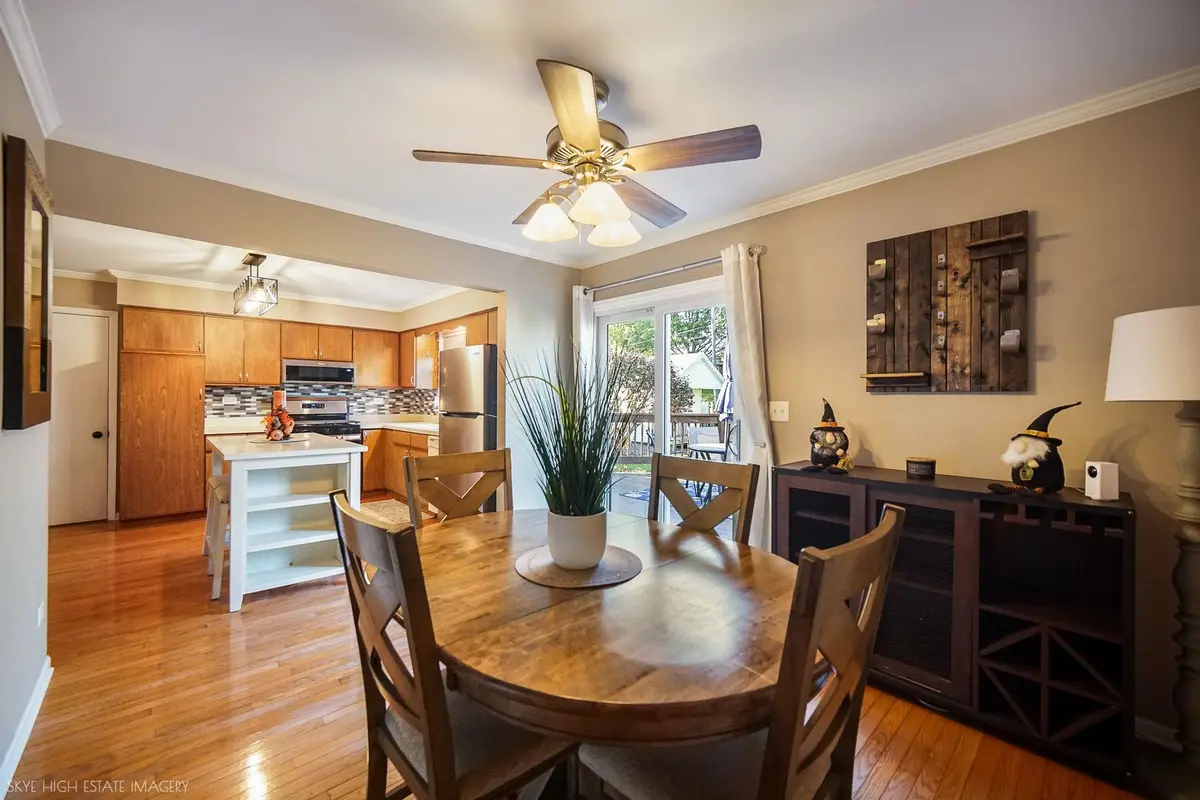 427 Glenys Drive