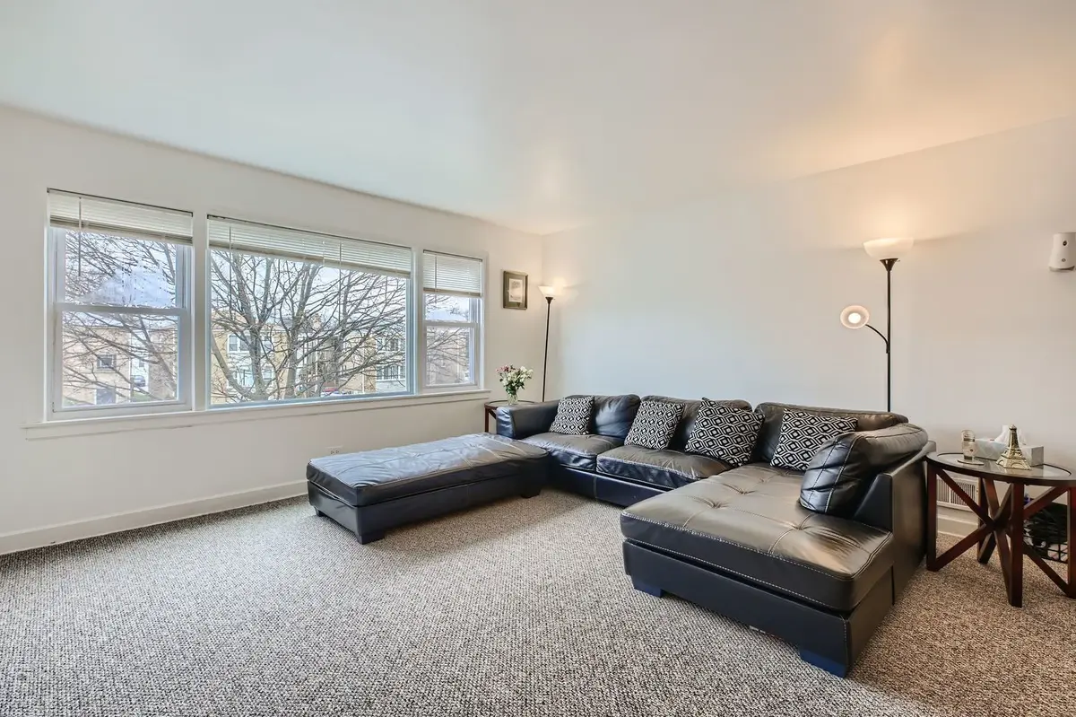 9043 Skokie Boulevard