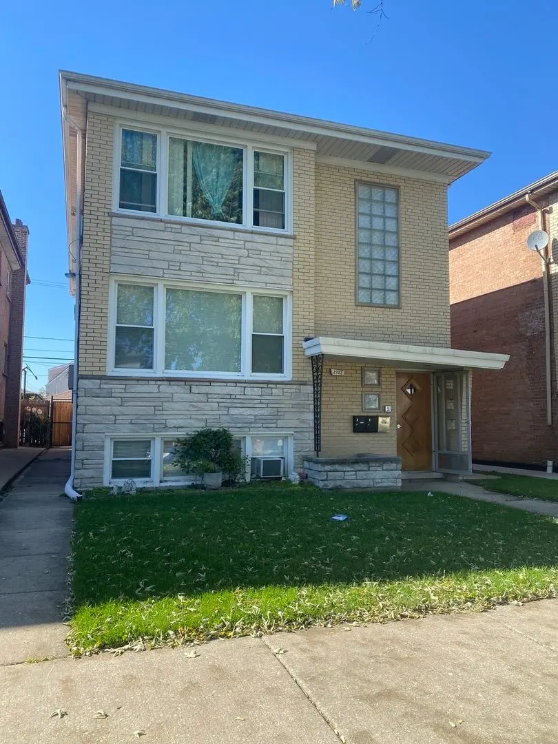 2722 N MULLIGAN Avenue