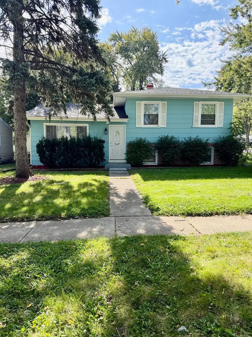 1777 Linden Avenue