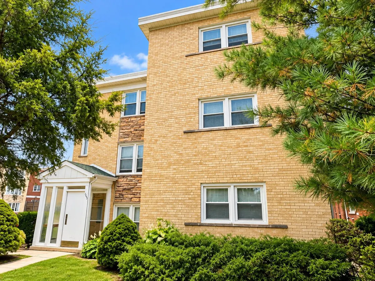 1145 Arnold Court