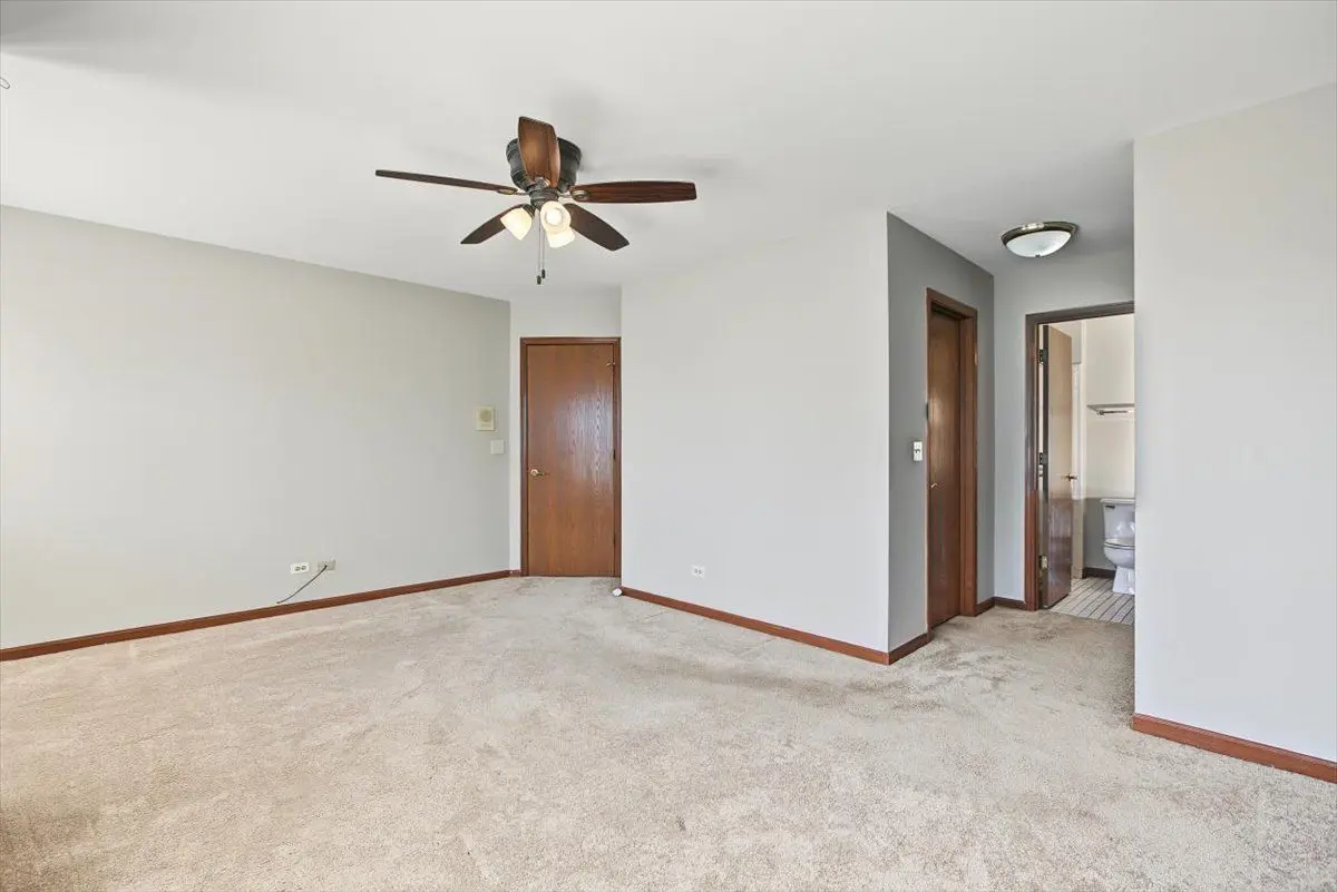 1272 TENNYSON Lane