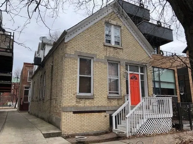 1852 W Thomas Street