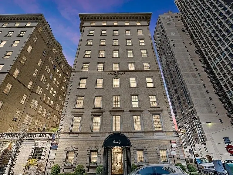 70 E Scott Street