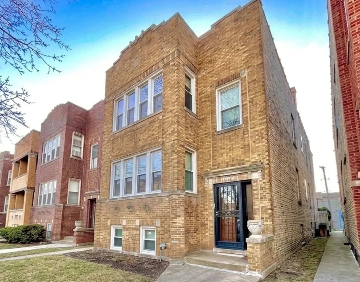 1218 Maple Avenue