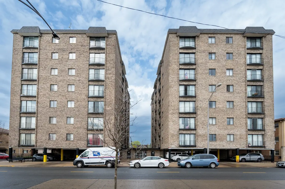 2300 N Harlem Avenue