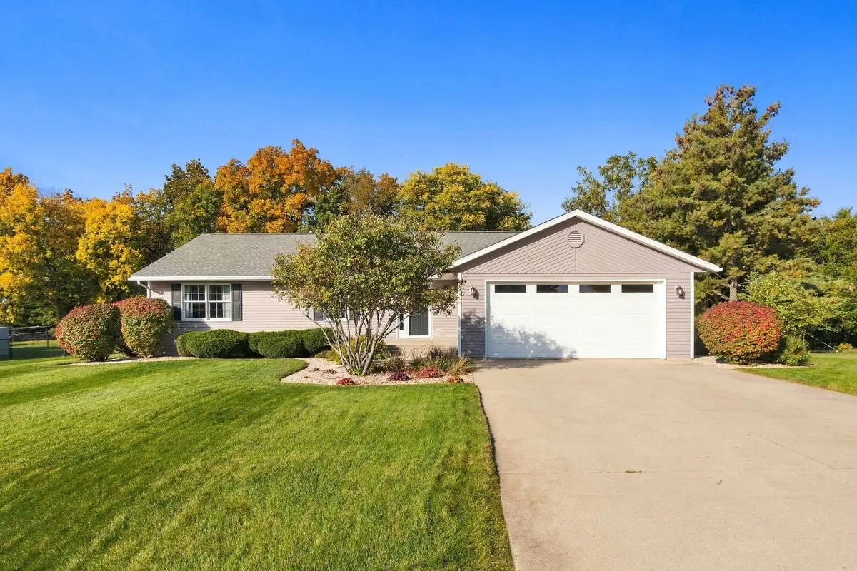 8704 Sunset Drive