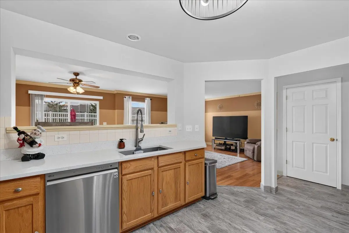 1554 Glacier Circle