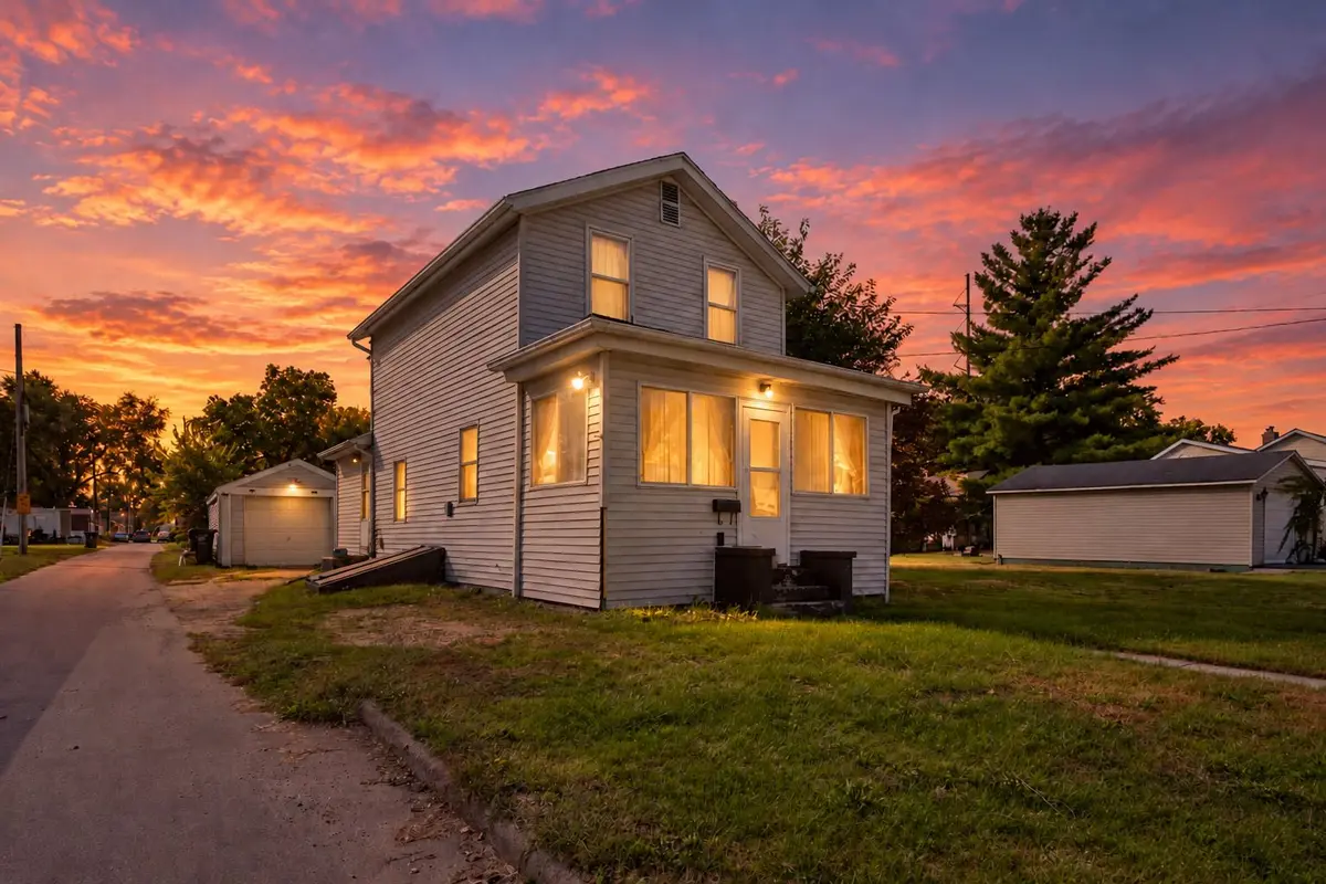 413 W Superior Street