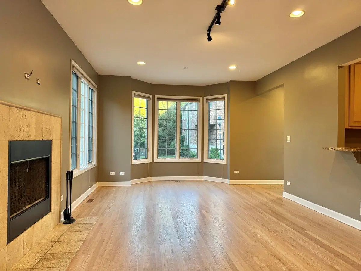 1522 Stonegate Manor