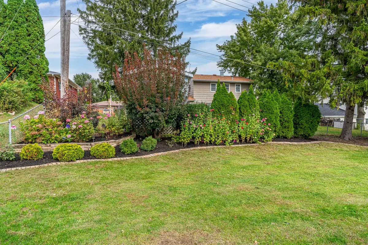 1324 Hayes Court