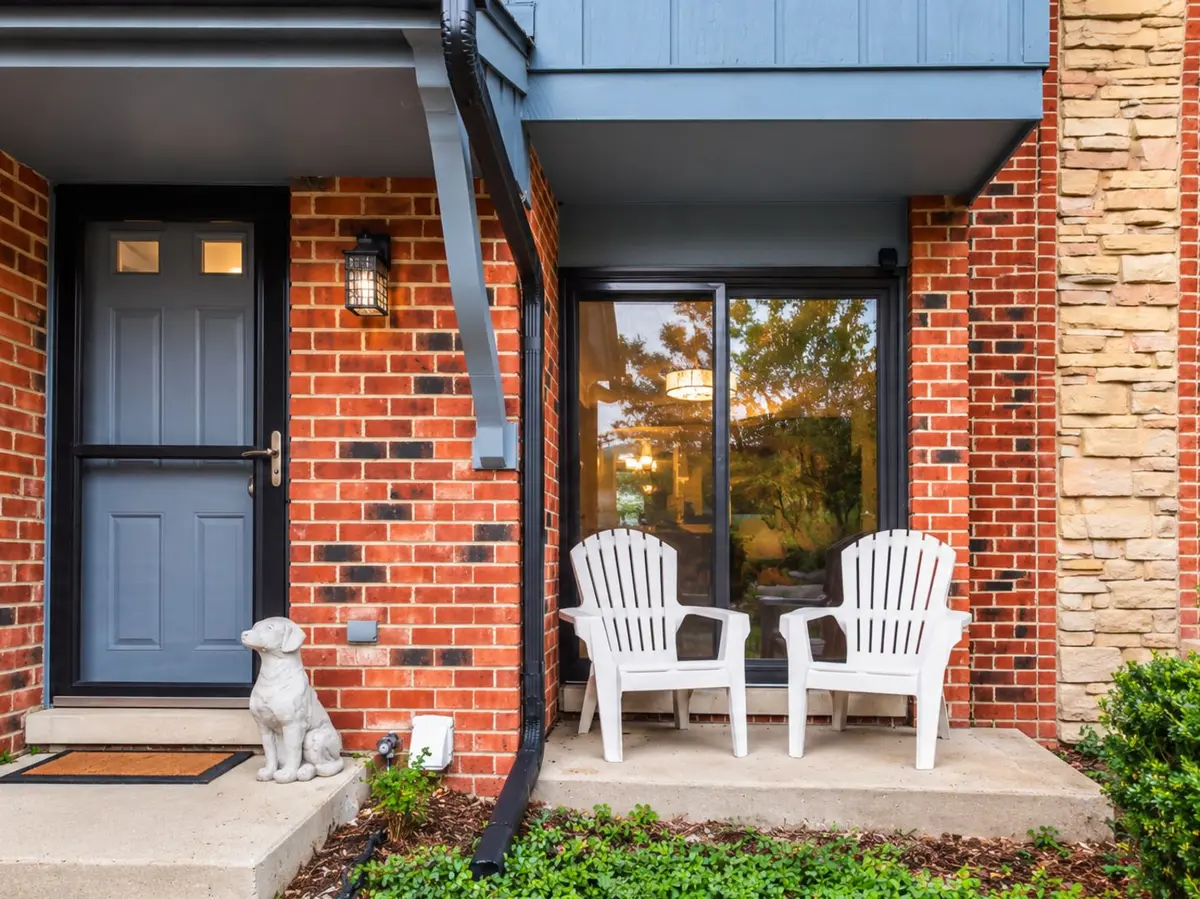 1251 Croydon Court