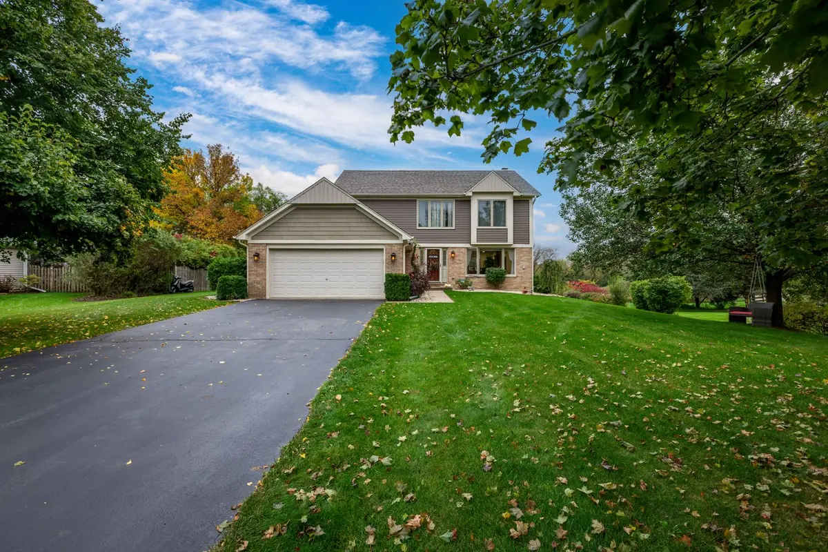5485 Fox Path Lane