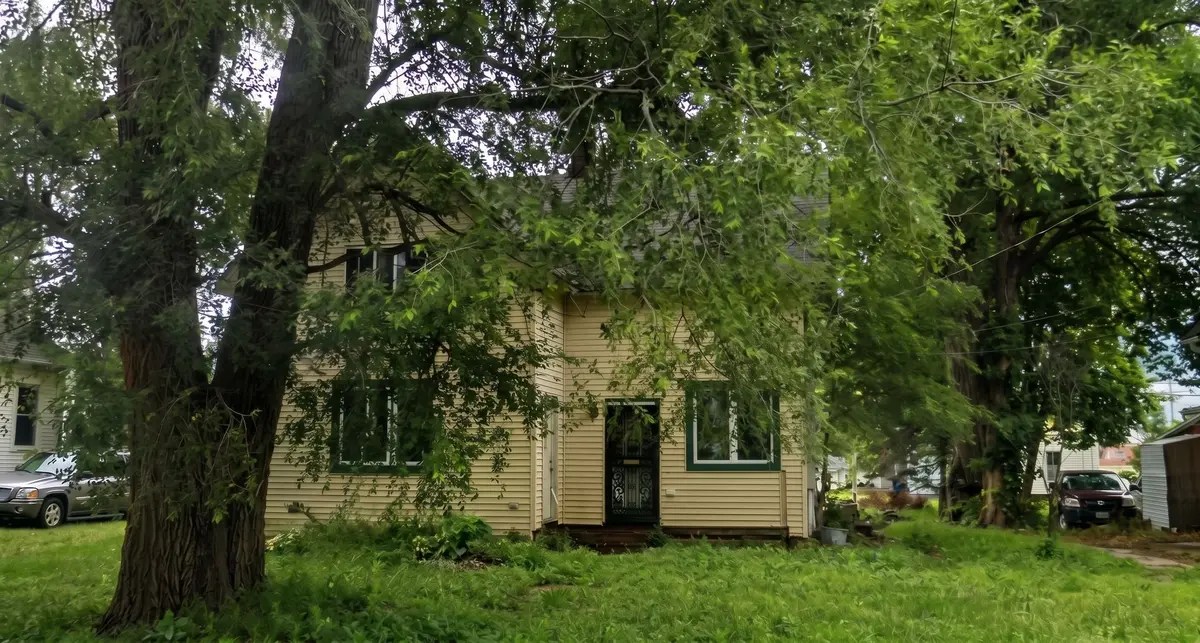 306 N East Street
