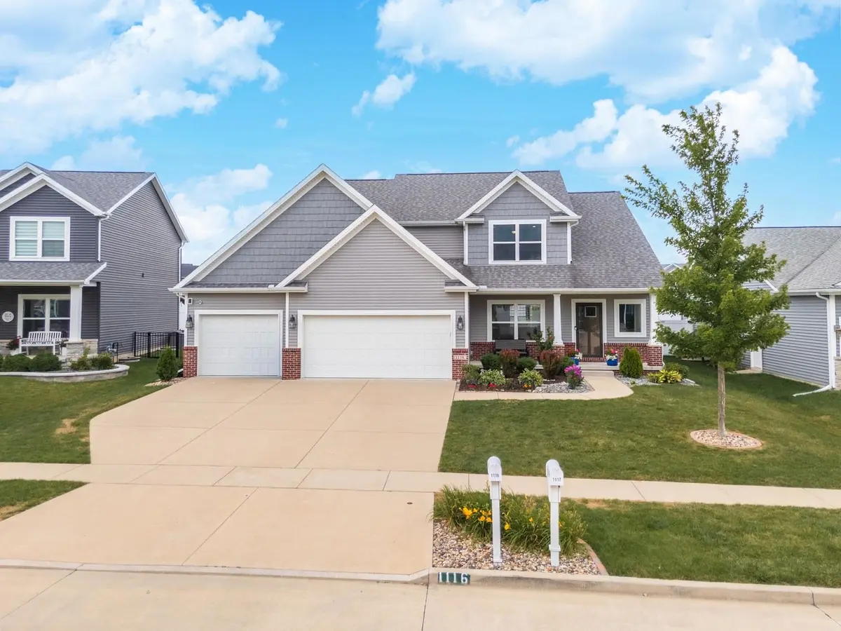 1116 Staghorne Way