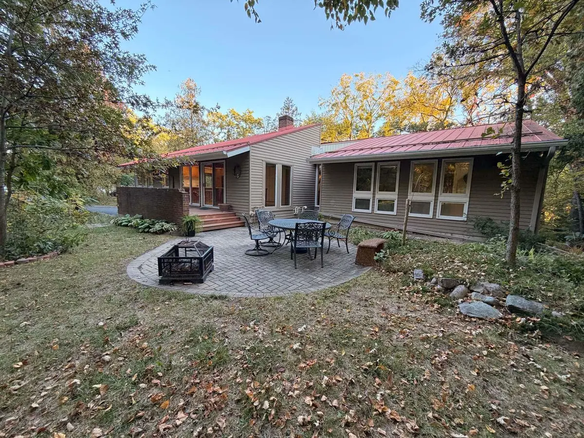 1545 W Demeter Drive