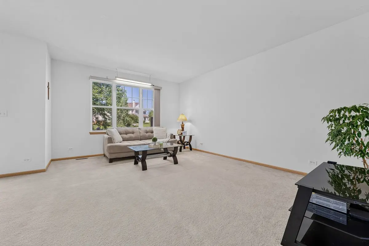 2835 Cattail Court