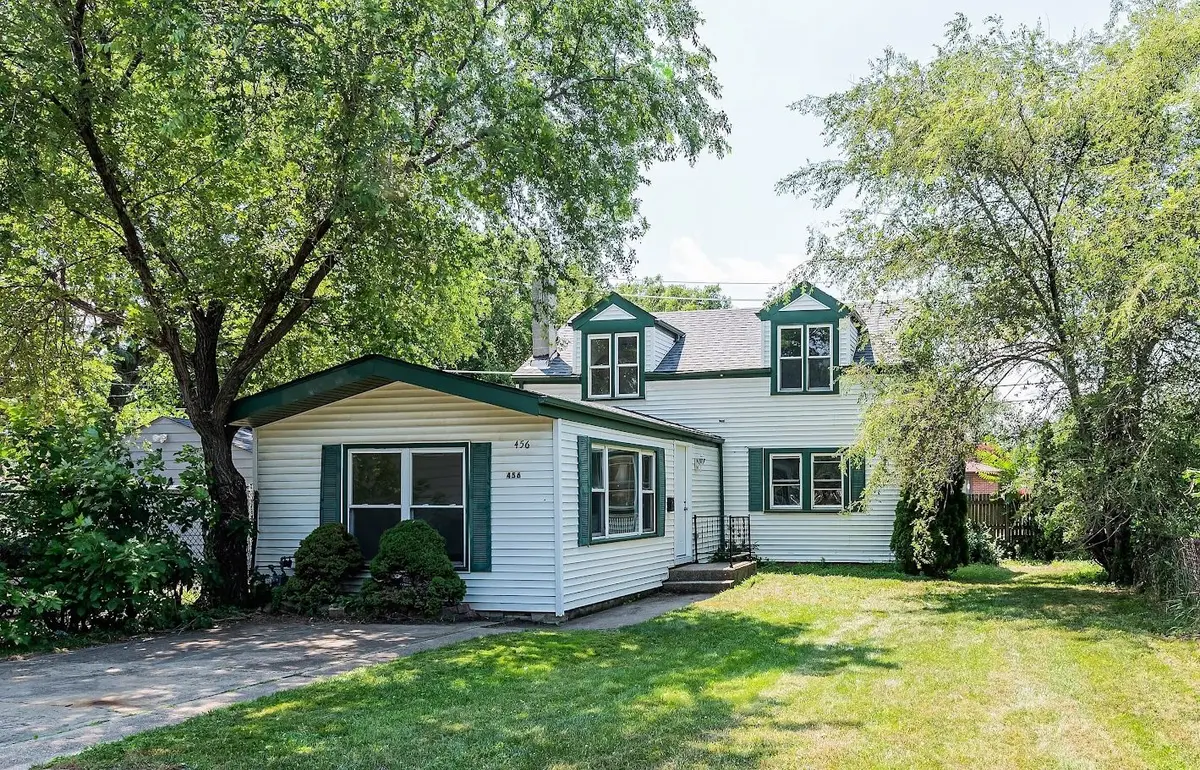 456 Greenbay Avenue