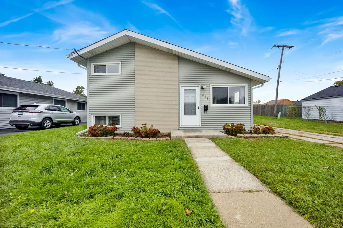 318 E Maple Avenue
