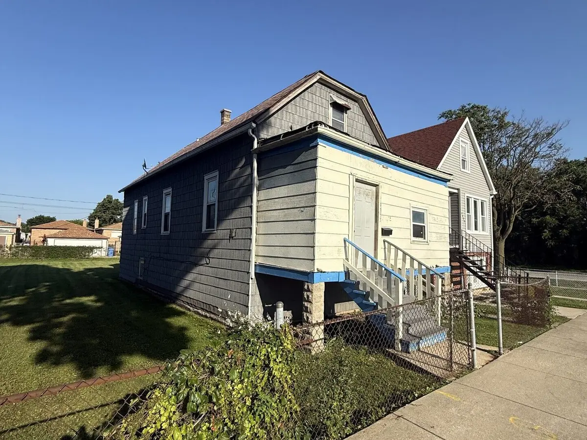 9353 S Yates Boulevard