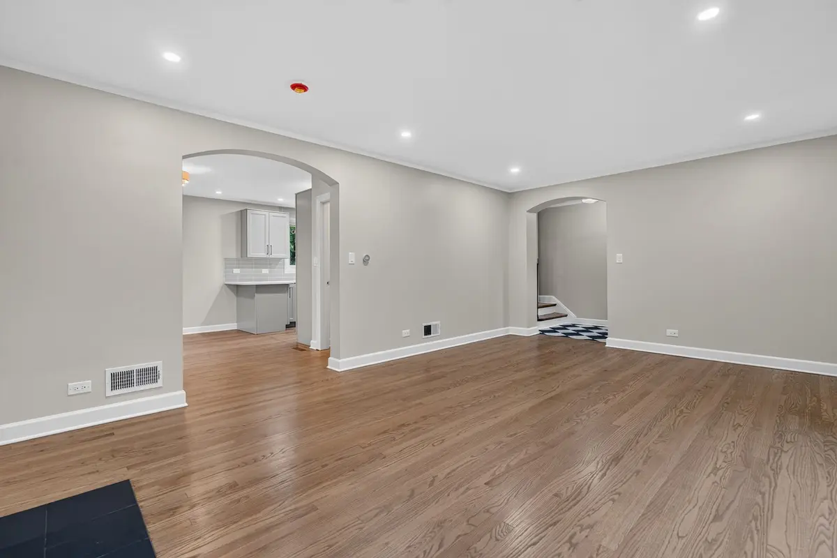 519 Uvedale Road