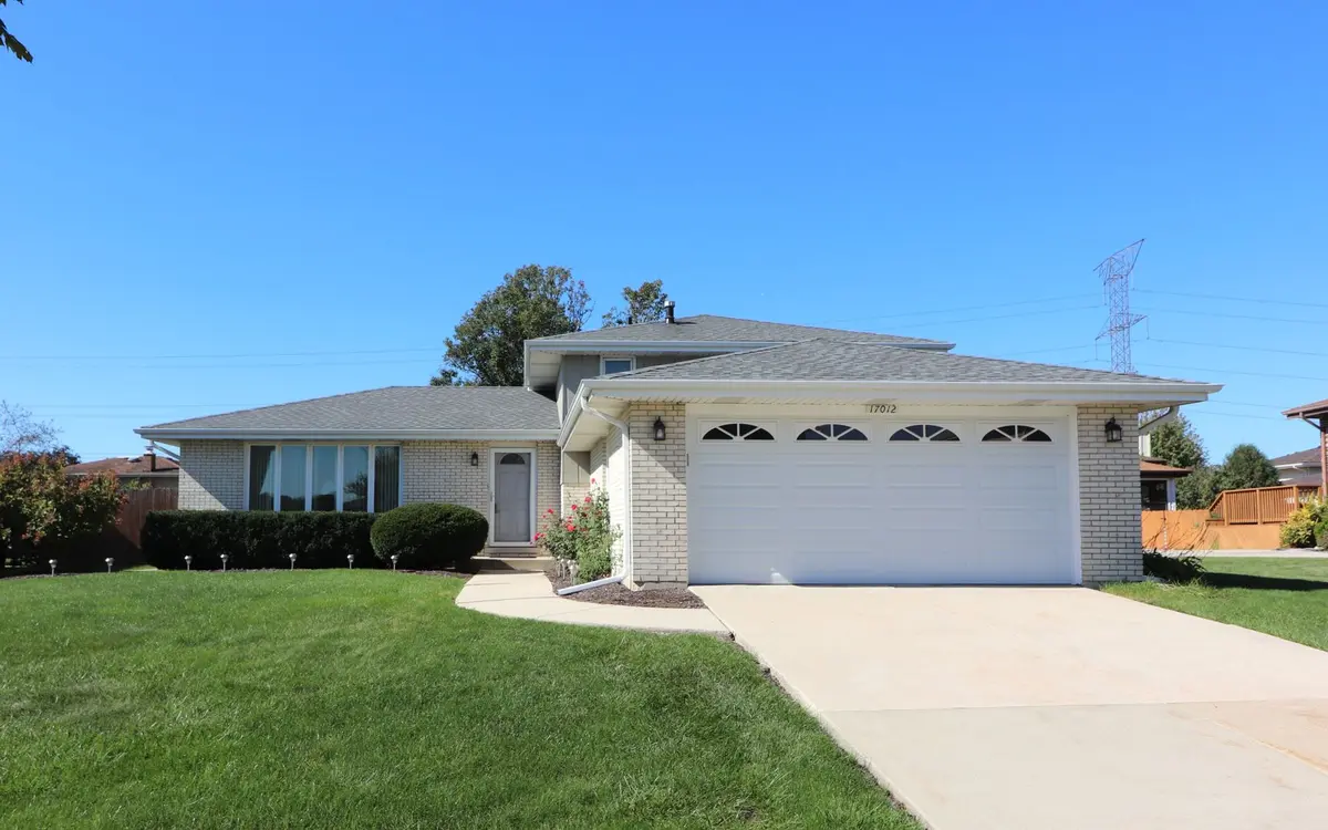 17012 Grissom Drive