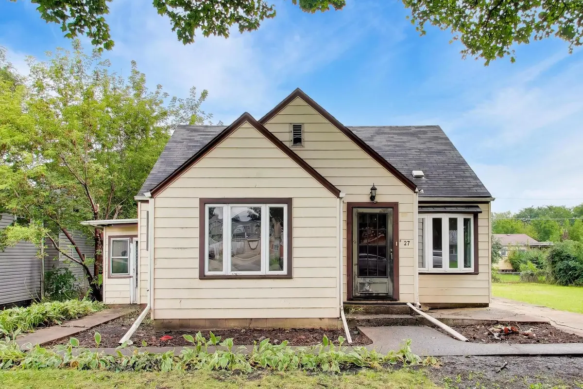27 N Pioneer Road