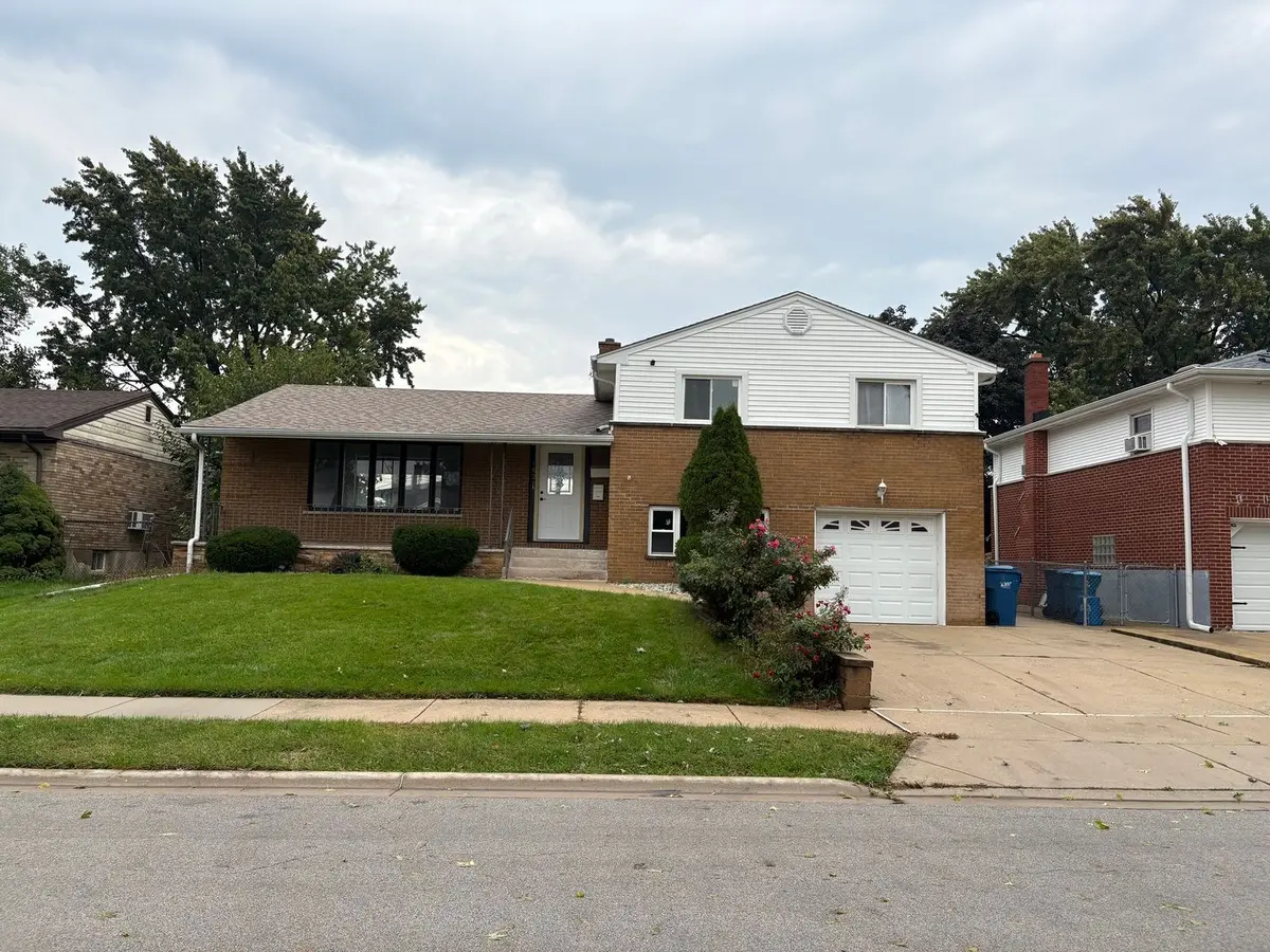 1621 Clay Court
