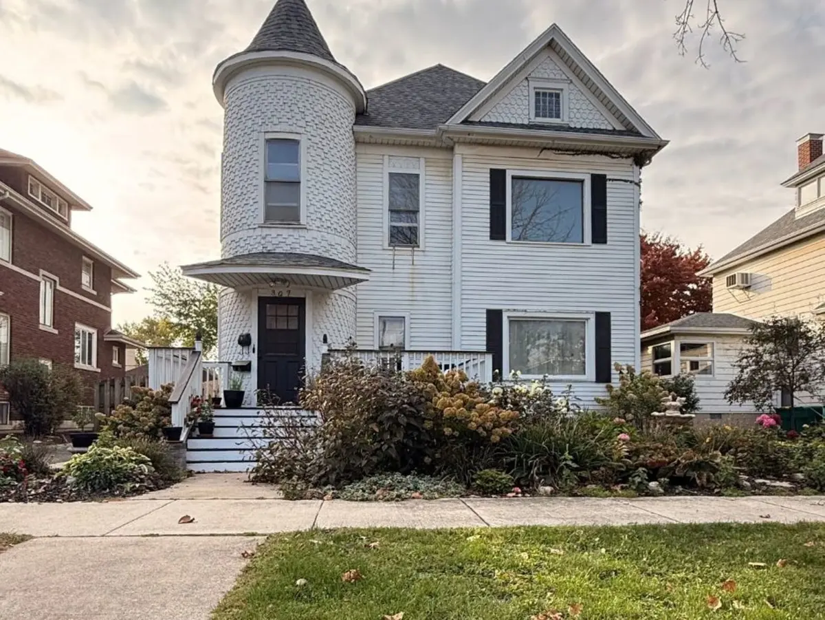 307 N Raynor Avenue