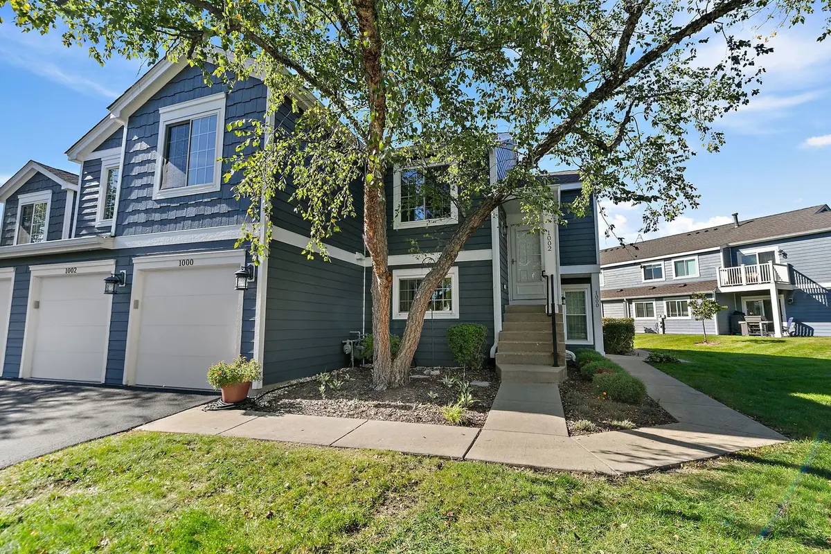 1002 Boston Circle