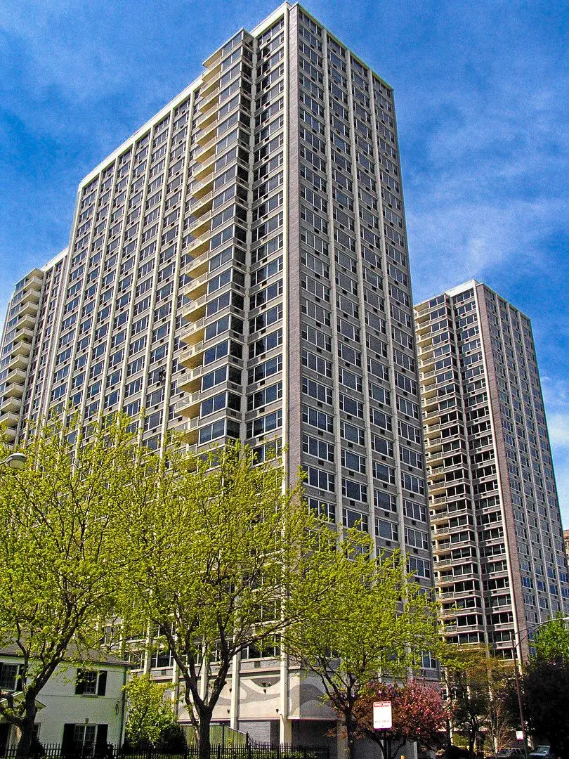 4250 N Marine Drive