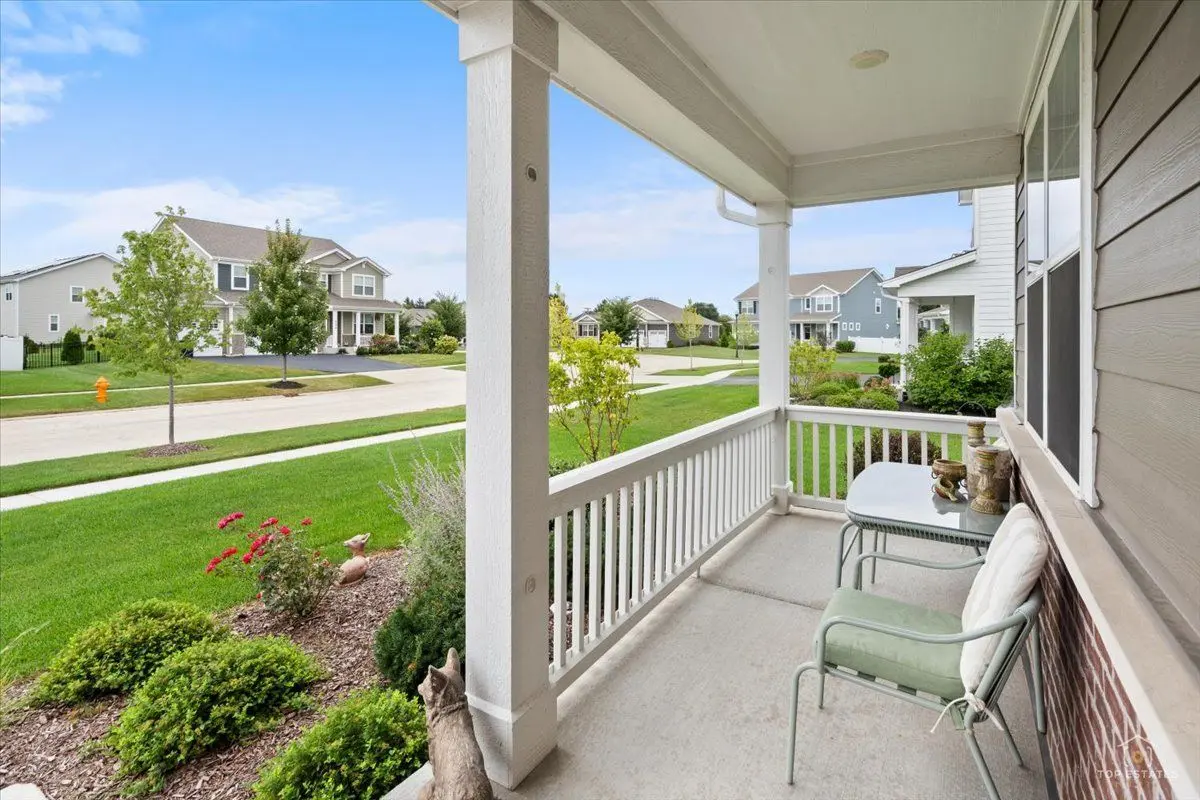695 Kentshire Circle