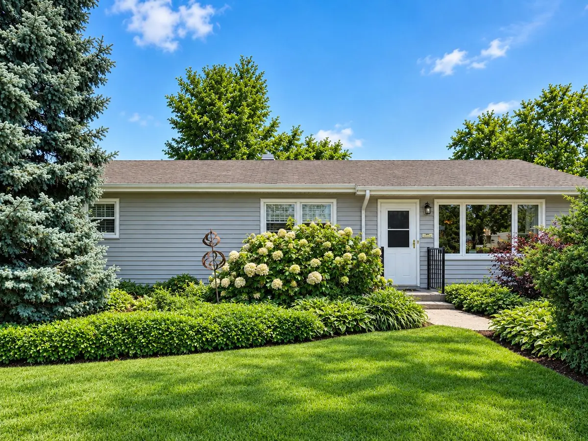 113 Holly Avenue