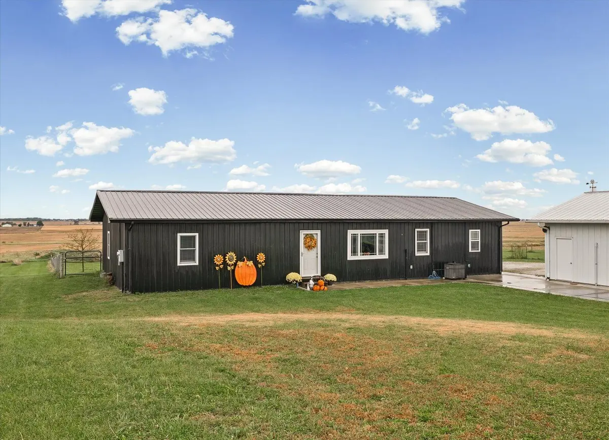 1523 COUNTY ROAD 3300 N