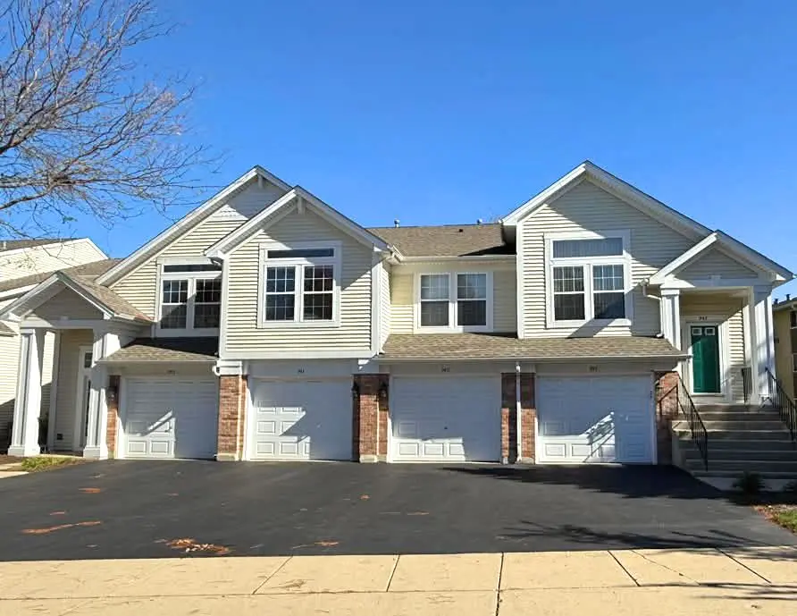 949 Charlela Lane