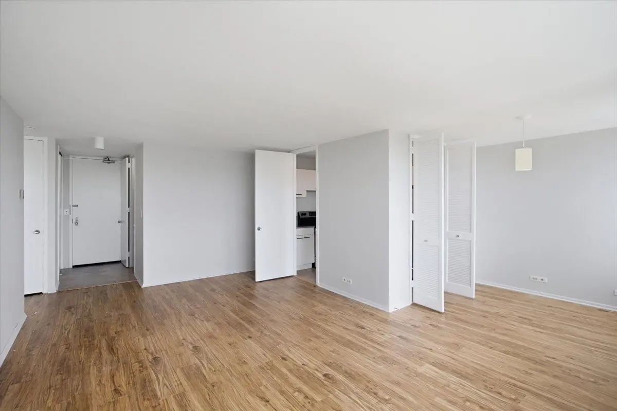 1700 E 56TH Street