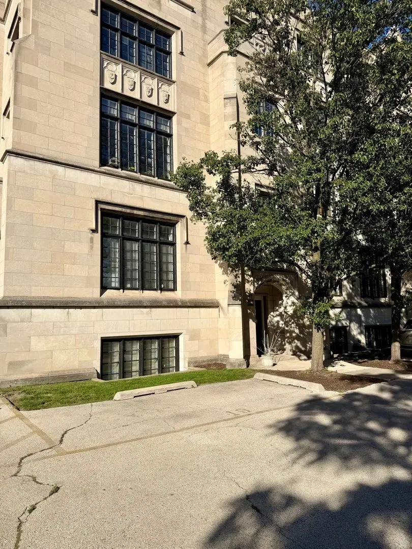 4545 S Drexel Boulevard