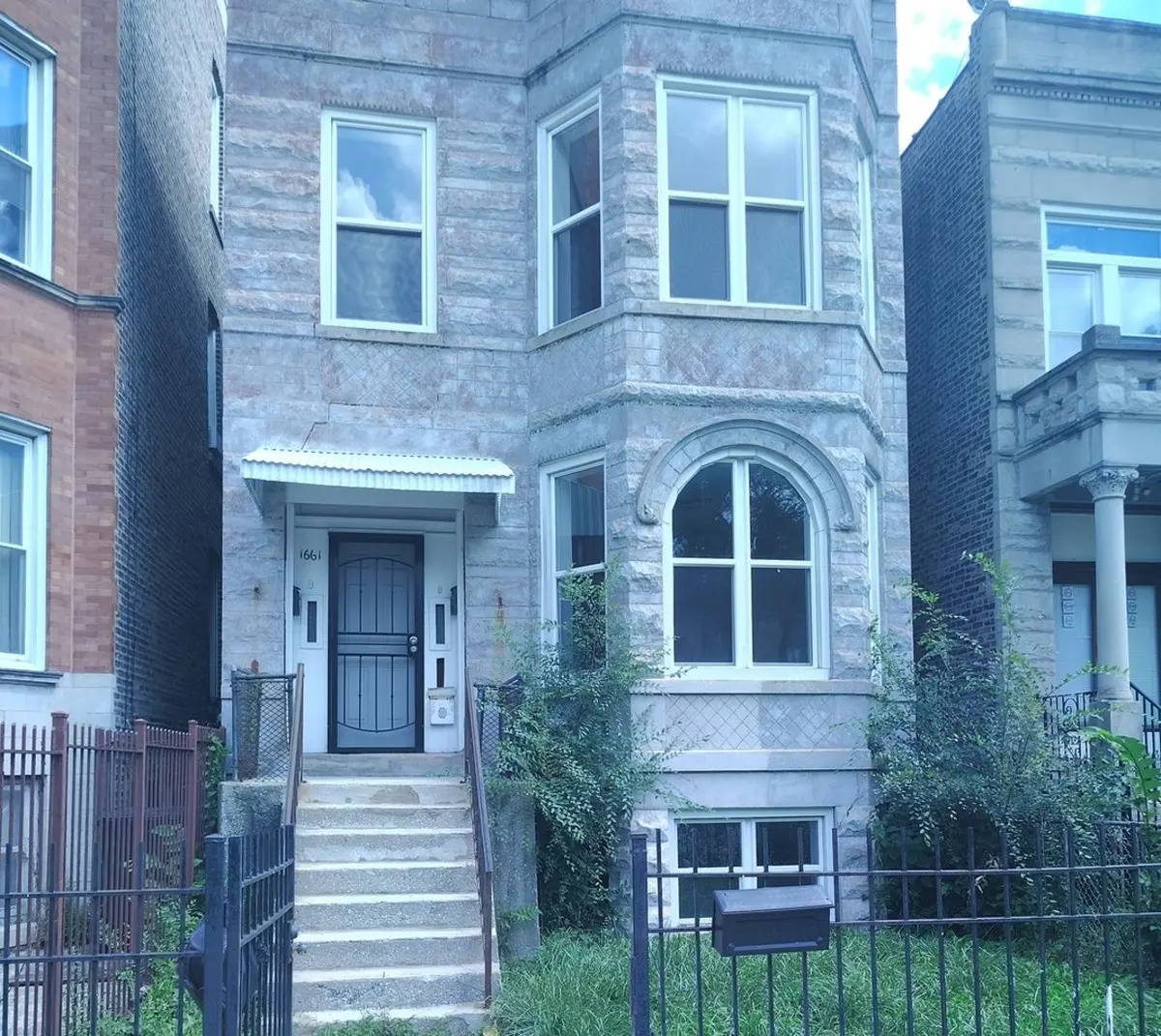 1661 S Homan Avenue