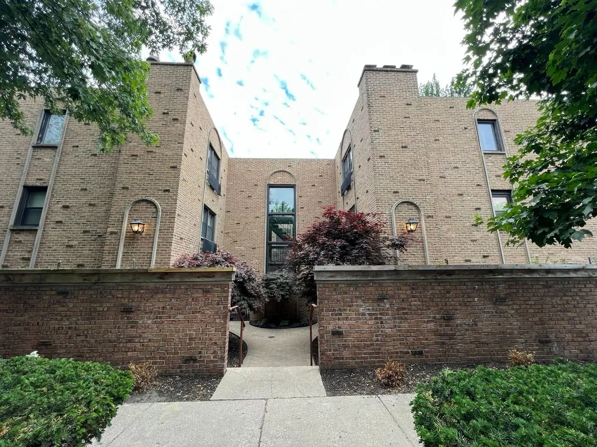 455 W Grant Place