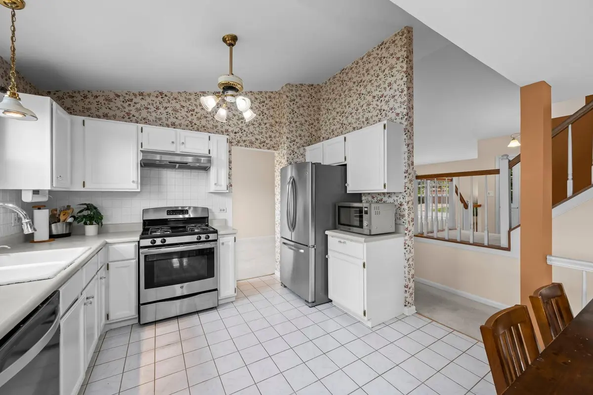 1233 Old Timber Court