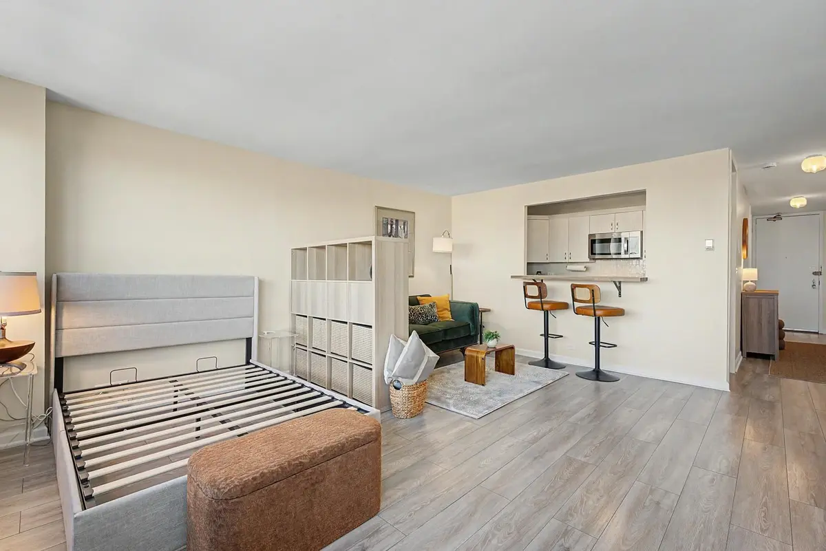 1700 E 56TH Street