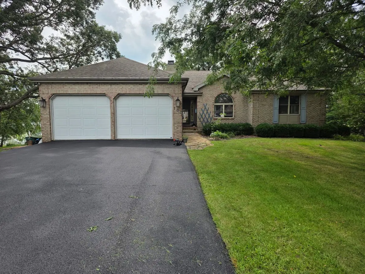107 Comanche Trail
