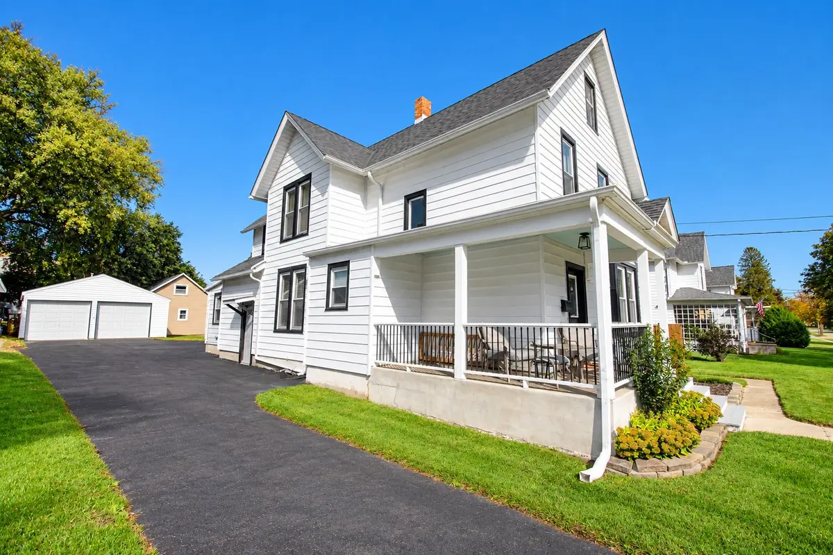 223 Lincoln Way