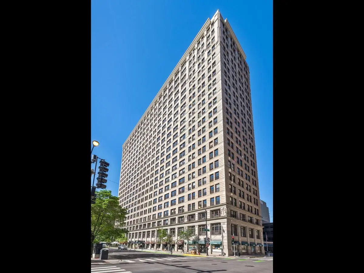 600 S Dearborn Street
