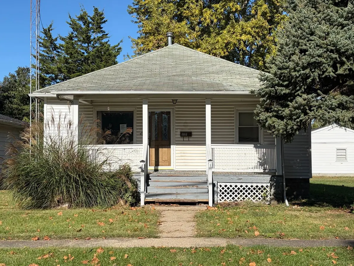 1111 N McLean Street