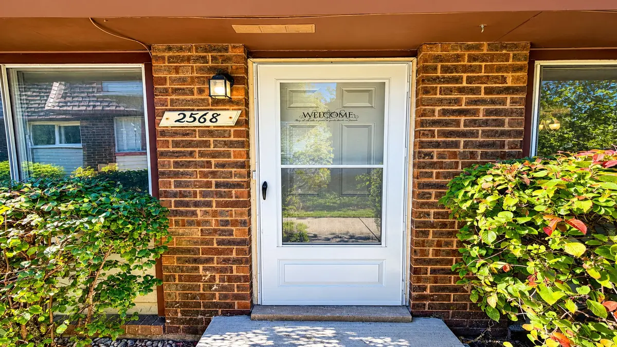 2568 Berkshire Court