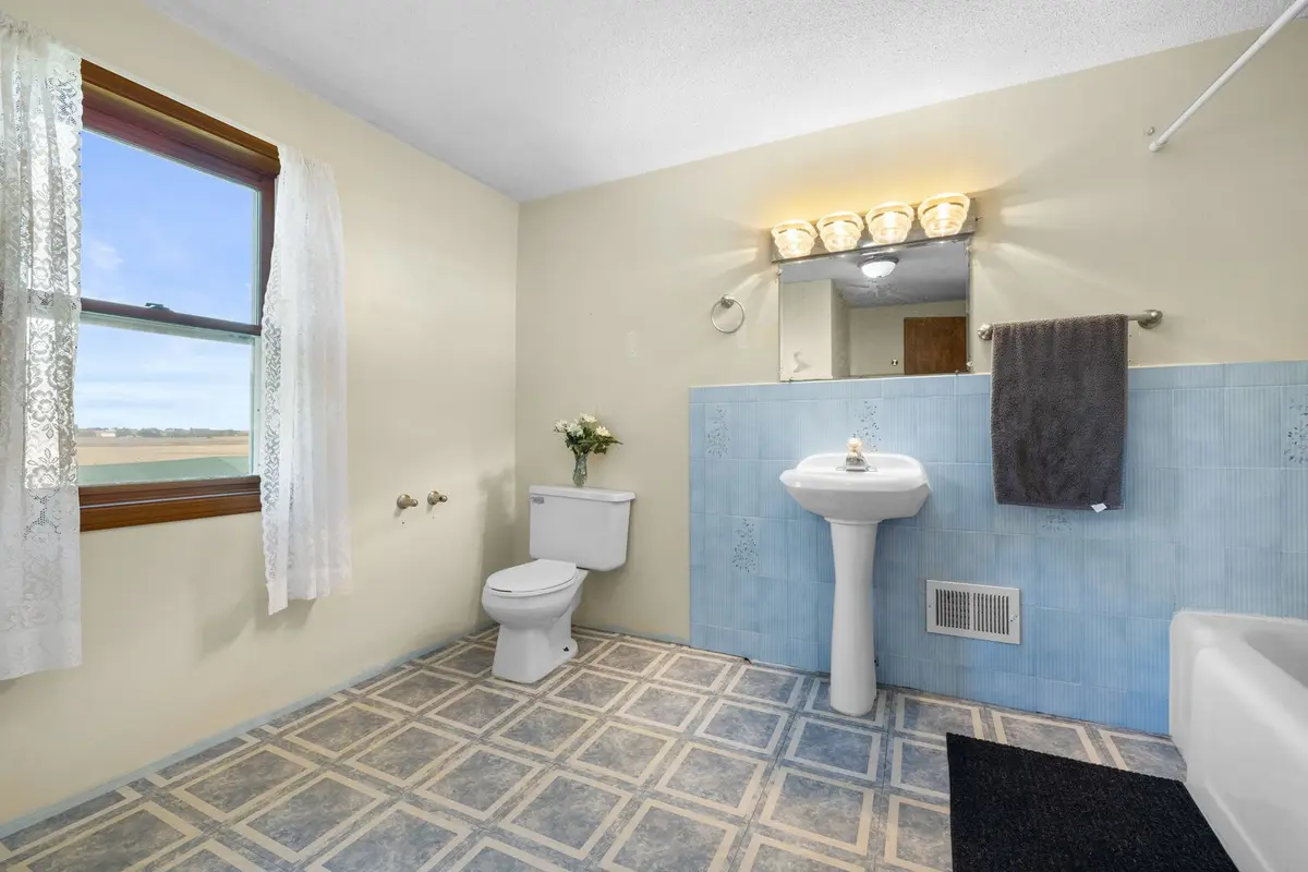 30082 Holly Road