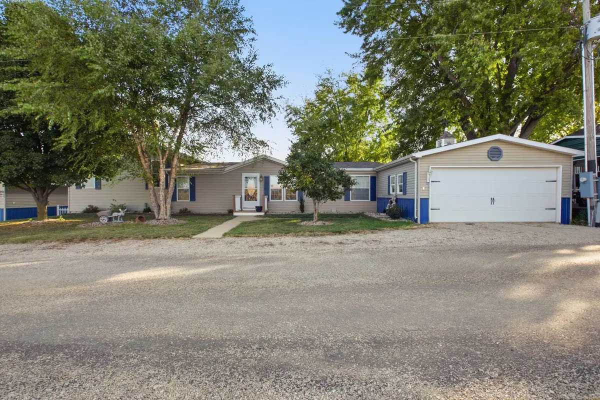180 Clear Creek Drive